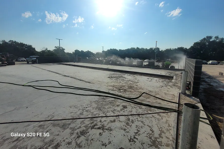 Concrete Services in North Texas, driveways, slabs and flatwork.