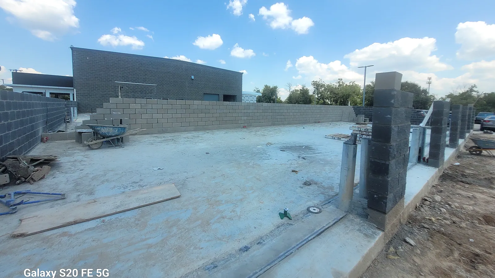 Concrete Services in North Texas, driveways, slabs and flatwork.