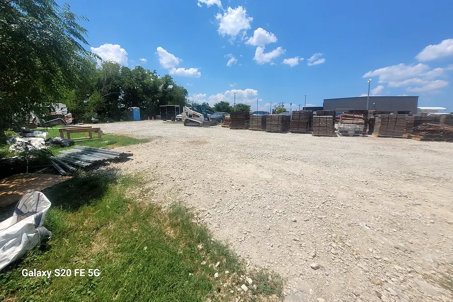 Concrete Services in North Texas, driveways, slabs and flatwork.