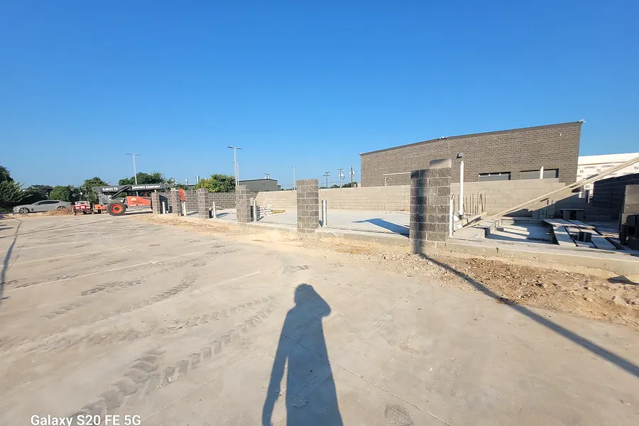 Concrete Services in North Texas, driveways, slabs and flatwork.