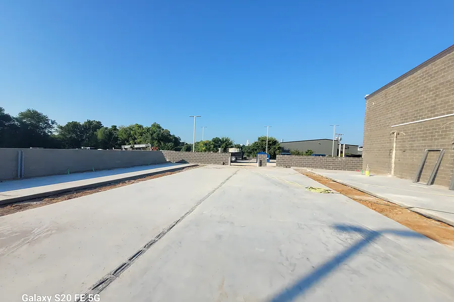 Concrete Services in North Texas, driveways, slabs and flatwork.