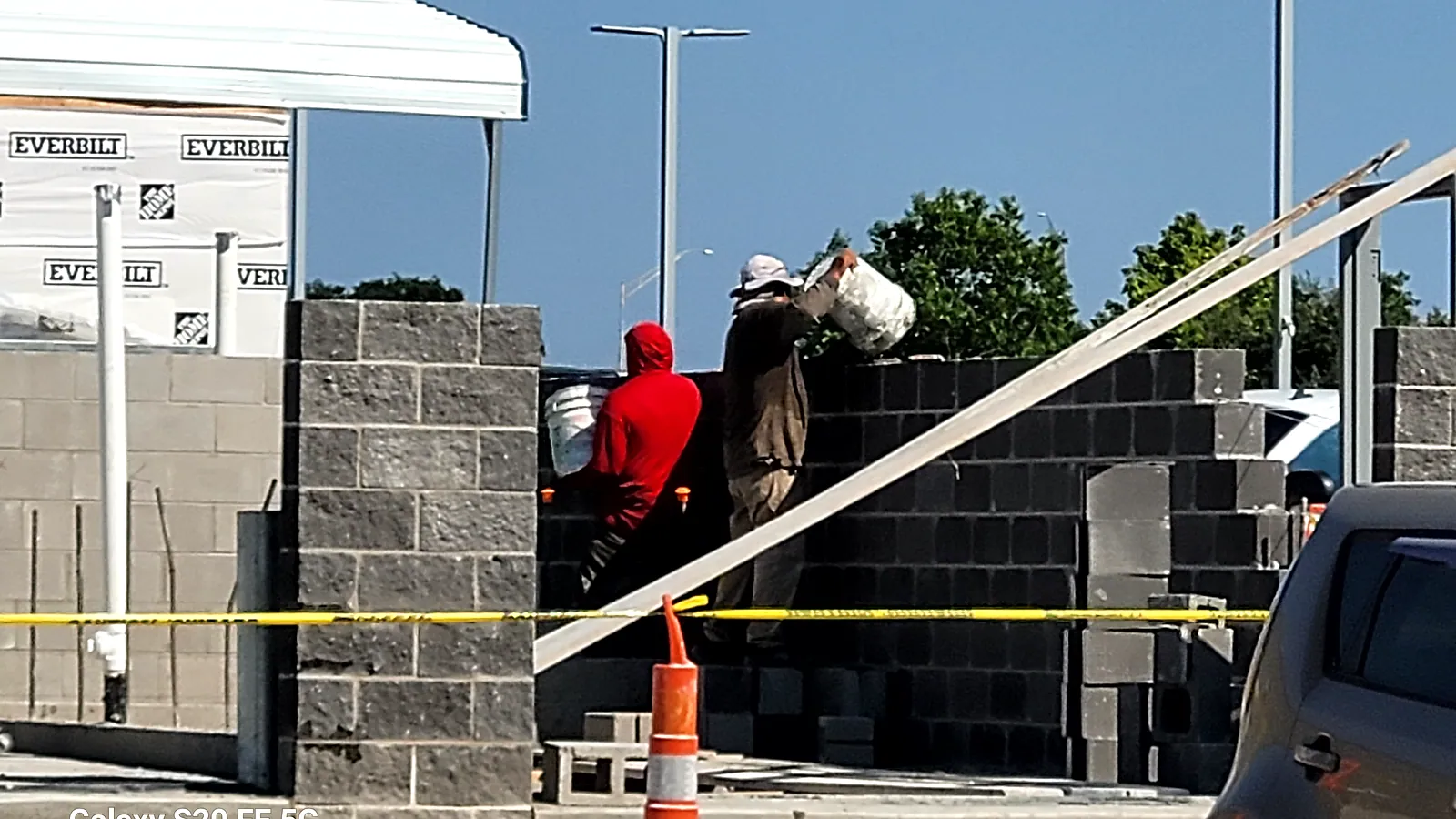Concrete Services in North Texas, driveways, slabs and flatwork.