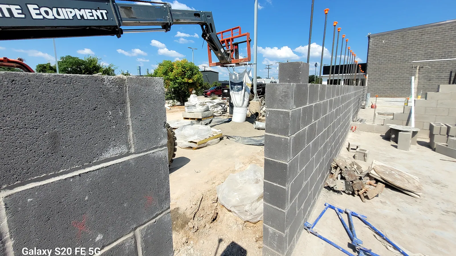 Concrete Services in North Texas, driveways, slabs and flatwork.