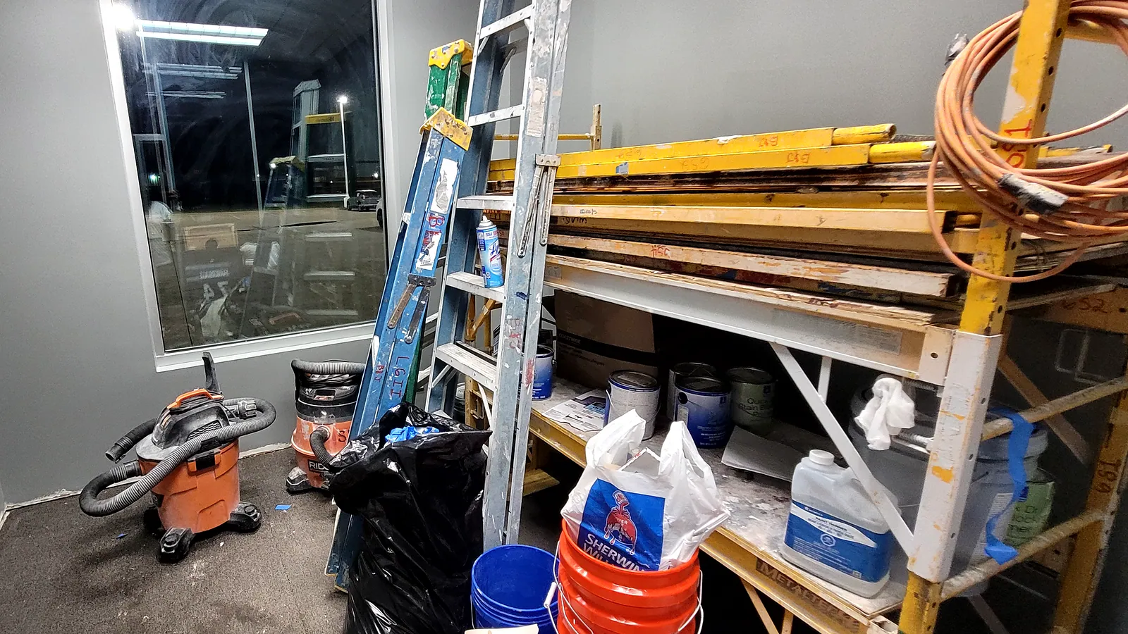 Paint & Sheetrock in North Texas, drywall repair, texture and finish.