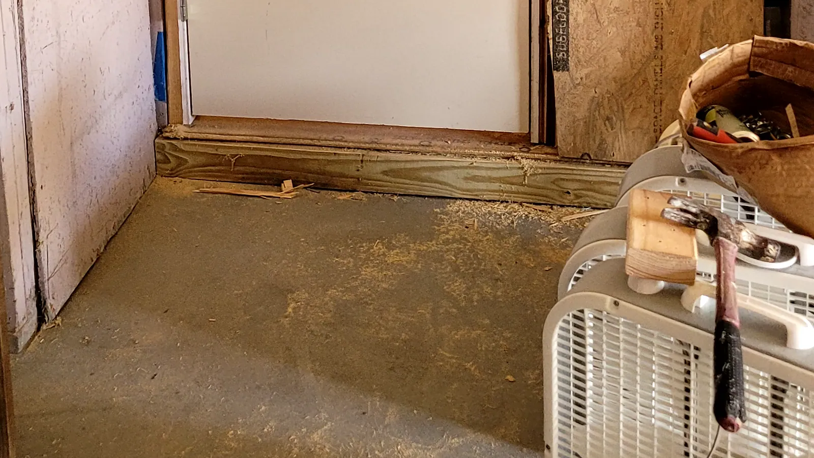Paint & Sheetrock in North Texas, drywall repair, texture and finish.